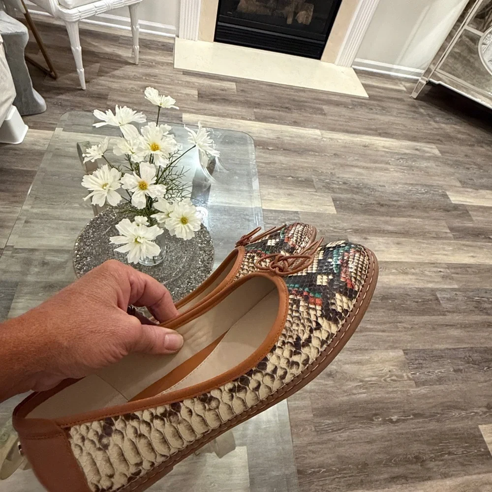 Cole Haan Cloud All Day Snake Print Ballet Flats loafers leather size 10 NEW